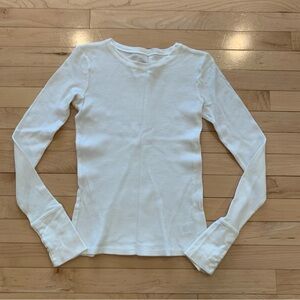 Arizona junior women’s size medium white long sleeve thermal shirt top